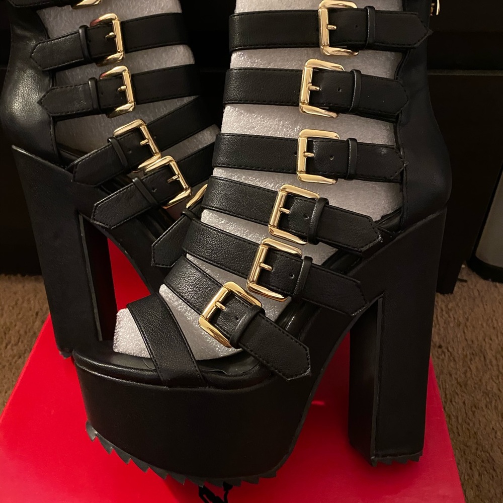 Black Gladiator Heels